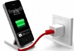 這8種最傷手機(jī)的充電方式你犯了嗎？